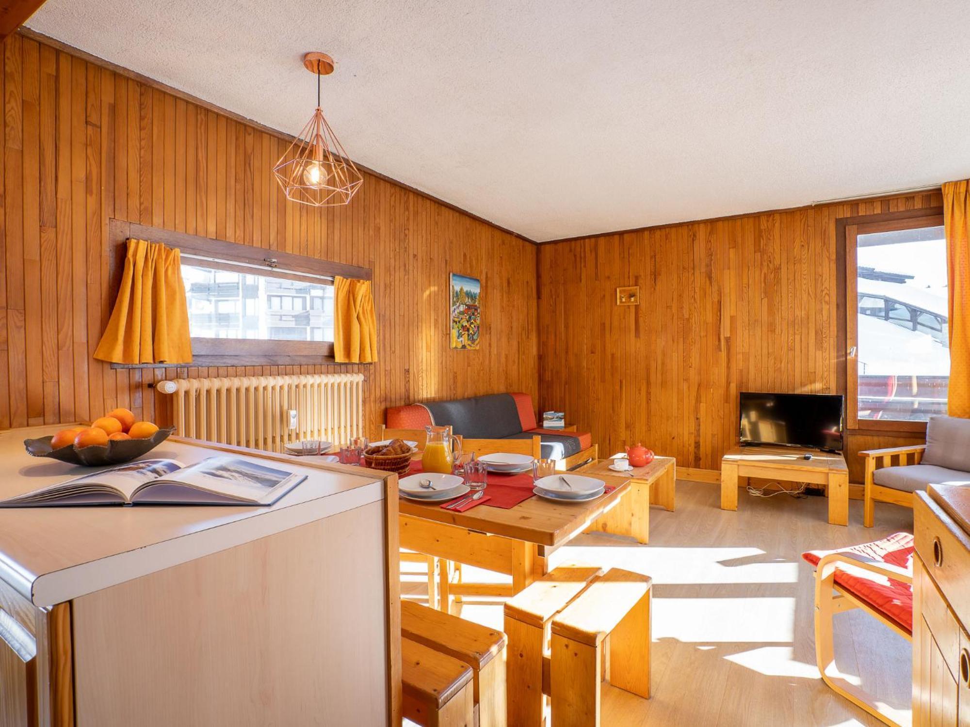 Apartment Le Pramecou - Val Claret-3 By Interhome *